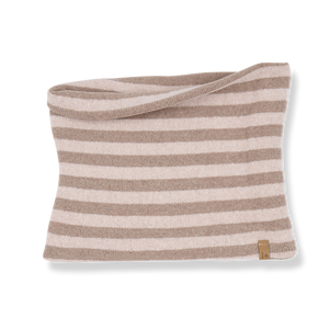 Cuello Nur nude