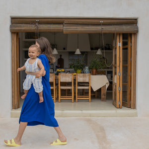 Mono Montjoi ultramarine