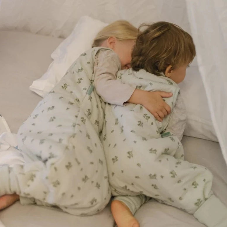 Saco dormir con pies y calcetines TOG 2.5 Botany Green – Kids&Beats