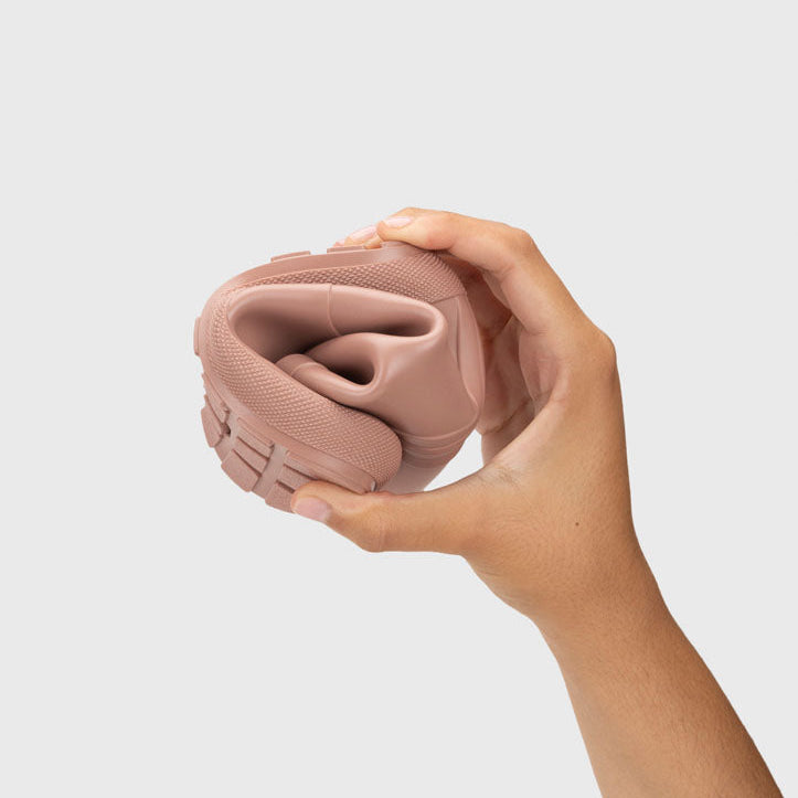 Bota de agua Yogi cuello rosa